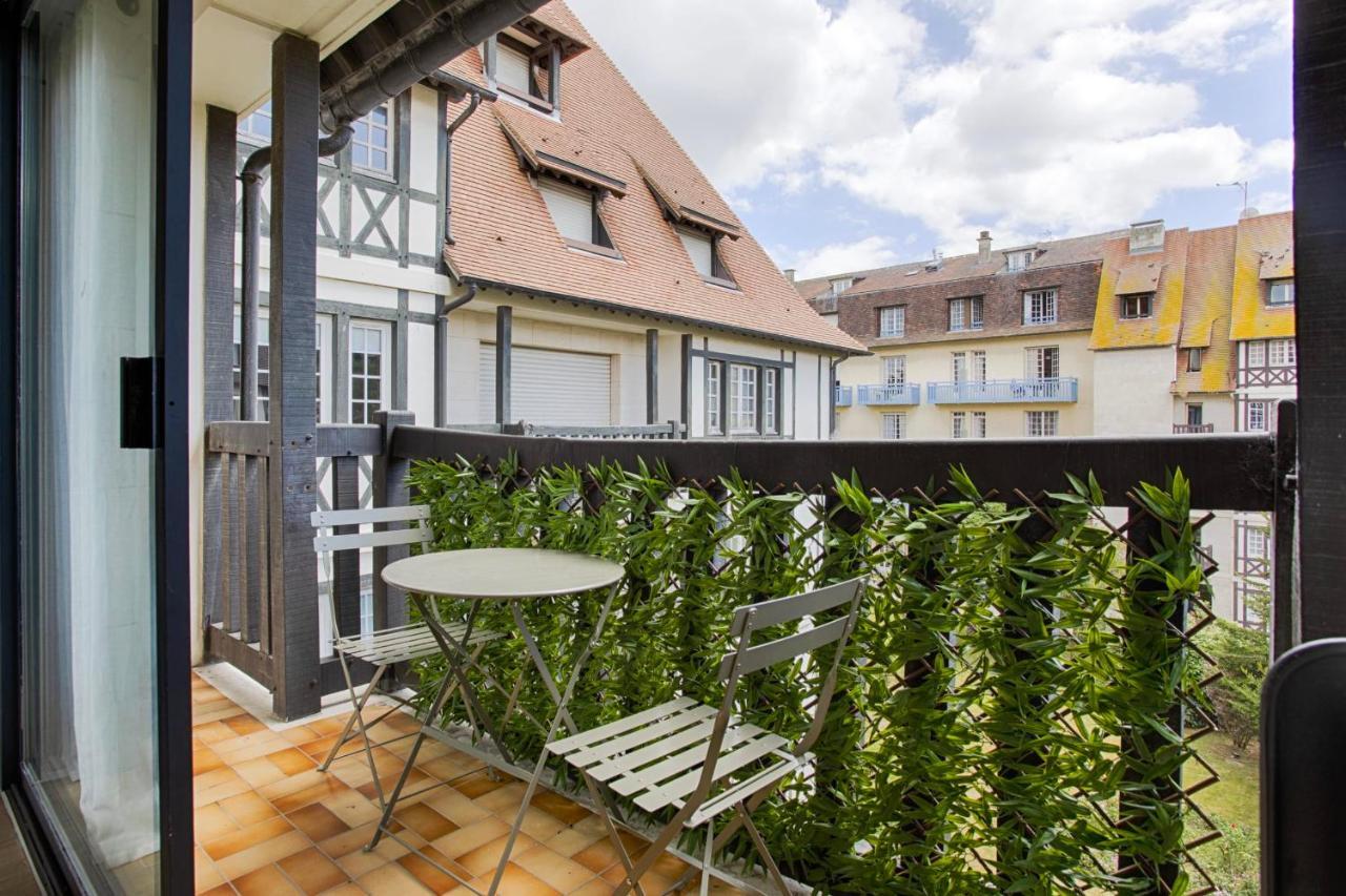 Castel Saint Clair - Trois Pieces - Deauville Centre Exterior foto